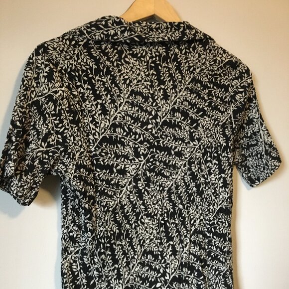 Outline Petite 90s Crepe Button Down Shirt - Picture 5 of 14